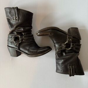 Frye women’s brown leather harness heeled booties boots size 8.5